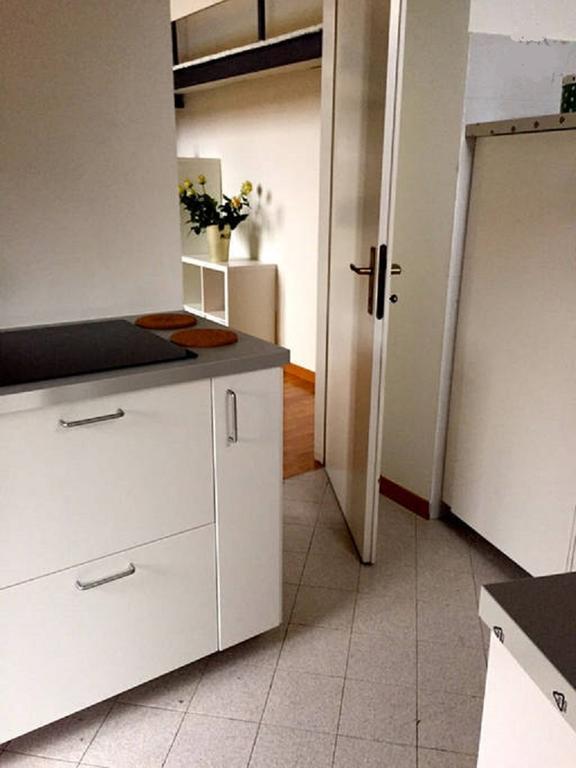 V12 Design Apartments Mailand Zimmer foto
